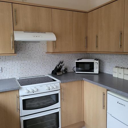 Grayz Townhouse - Free Onsite Parking For 2 Cars Villa Lincoln Buitenkant foto