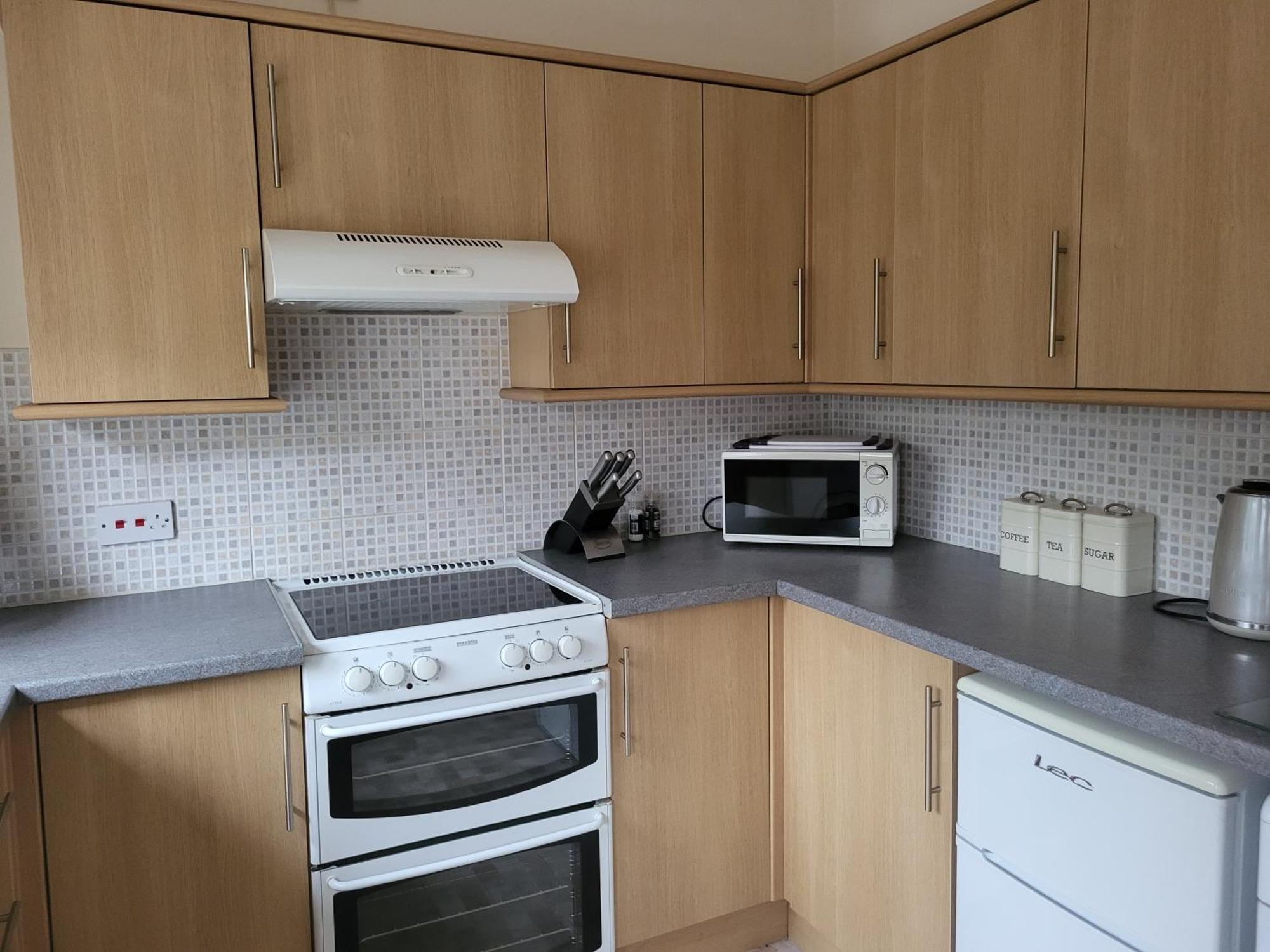 Grayz Townhouse - Free Onsite Parking For 2 Cars Villa Lincoln Buitenkant foto