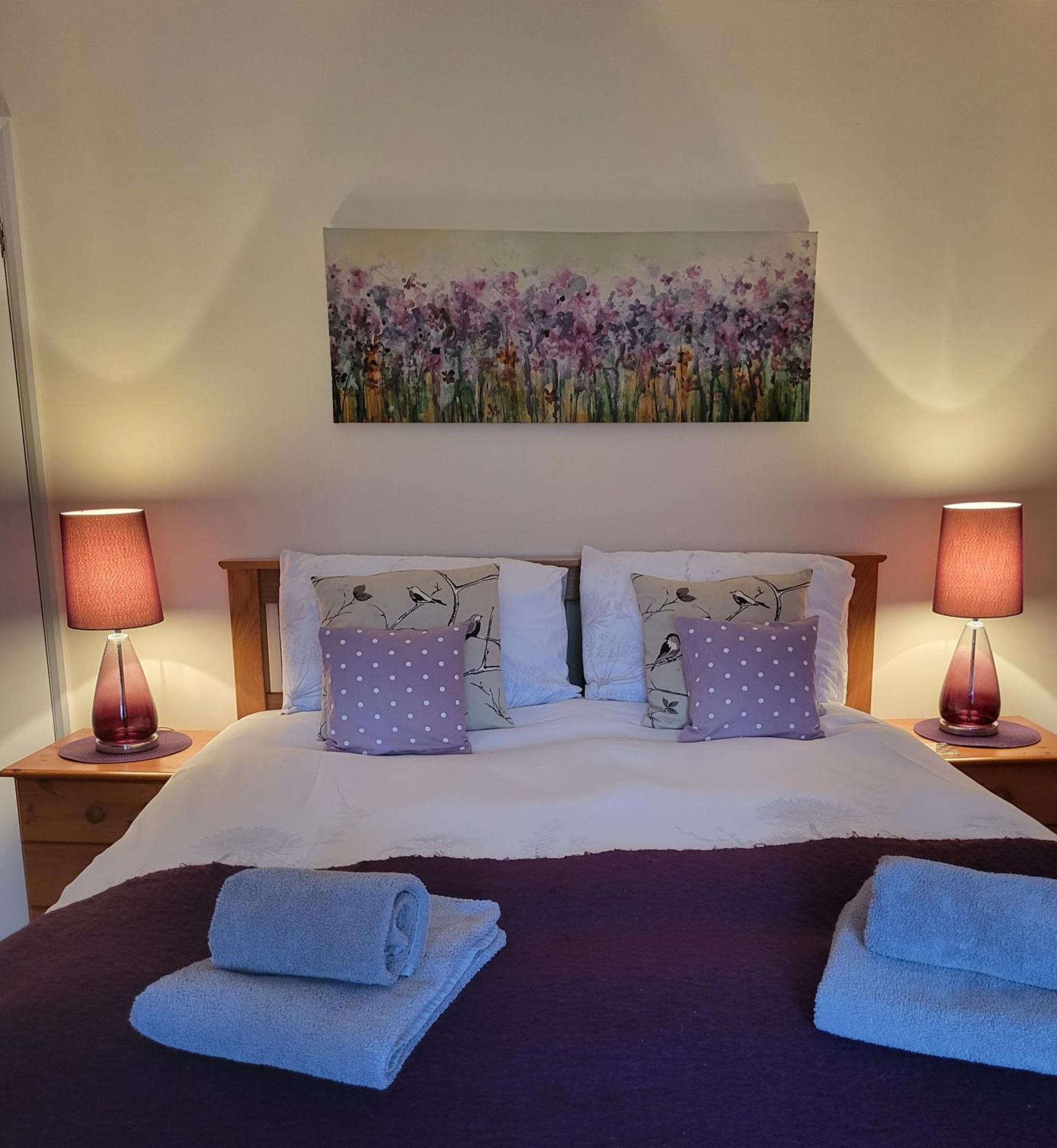 Grayz Townhouse - Free Onsite Parking For 2 Cars Villa Lincoln Buitenkant foto